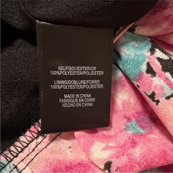 NWT Wayf Pink and Blue Floral Ruffle Blouse | Size Large - Picture 6 of 7